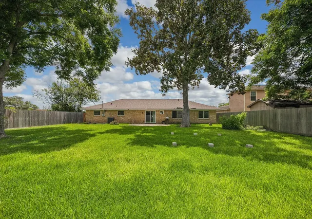 5th image of 405 N Fulton St, Texas City, TX 77591 | MLS# 83107074