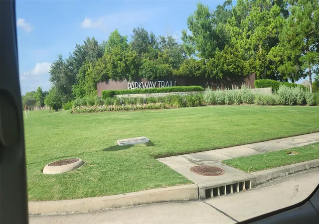 2nd image of 5506 Highland Dr, Pasadena, TX 77505 | MLS# 16009546