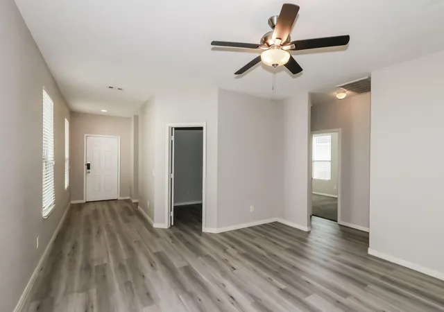 Photo 3 of Single family home for sale at 6615 Dayridge Ln, Houston, TX 77048 | MLS# 51840796 | Listing updated on 2026-09-22