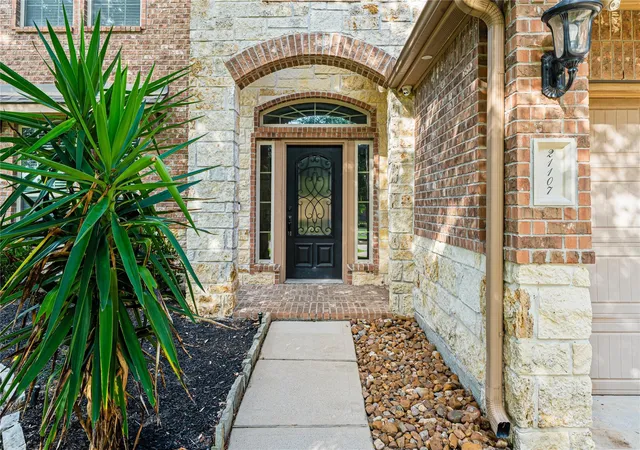 2nd image of 21107 Knight Quest Dr, Tomball, TX 77375 | MLS# 60825828