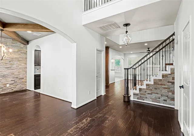 3rd image of 21107 Knight Quest Dr, Tomball, TX 77375 | MLS# 60825828