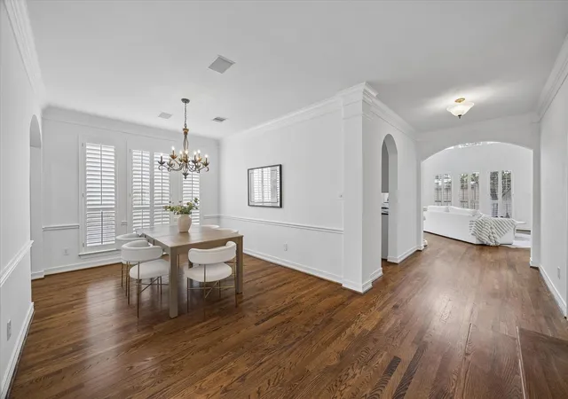 Homes for sale in Houston, TX | 1250 Seamist Dr, Houston, TX 77008 | MLS# 31427271