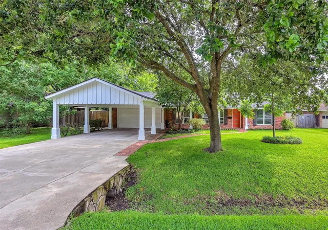 1st image of 8902 Theysen Dr, Houston, TX 77080 | MLS# 89486719