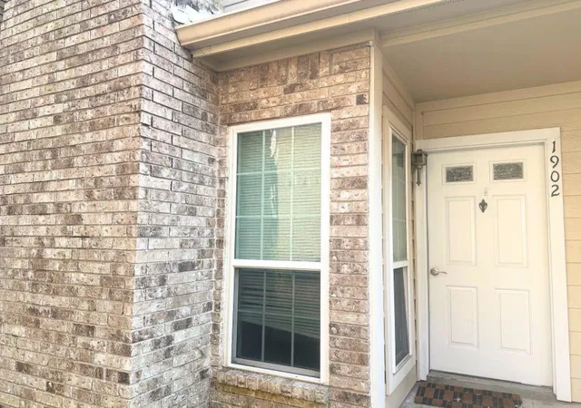 1st image of 7575 Cambridge St #1902, Houston, TX 77054 | MLS# 74315514