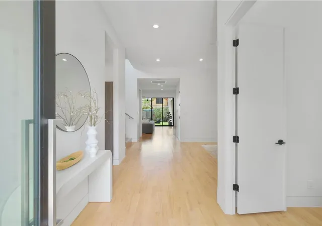 Photo 3 of Single family home for sale at 1912 Kipling St, Houston, TX 77098 | MLS# 13710262 | Listing updated on 2026-01-14