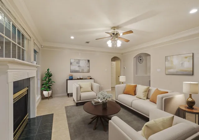 Photo 3 of Single family home for sale at 12903 Ryaneagles Cir, Houston, TX 77044 | MLS# 11244322 | Listing updated on 2026-09-19