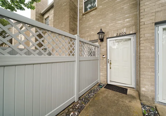 Homes for sale in Houston, TX | 6000 Reims Rd, Houston, TX 77036
