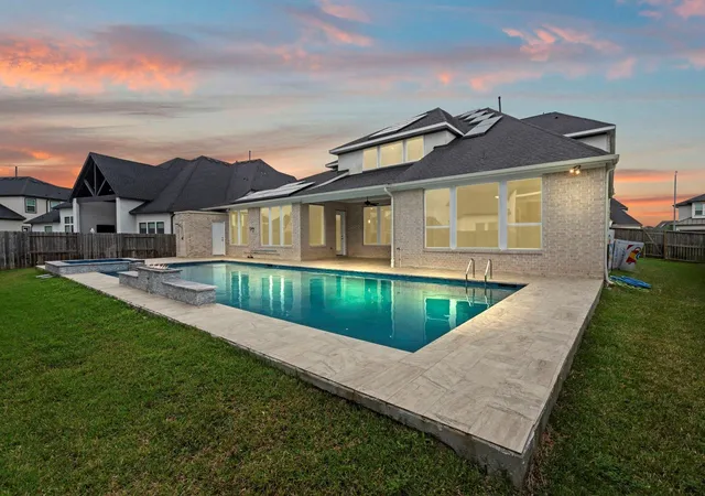 2nd image of 10315 Fountain Shore Dr, Missouri City, TX 77459 | MLS# 54349951