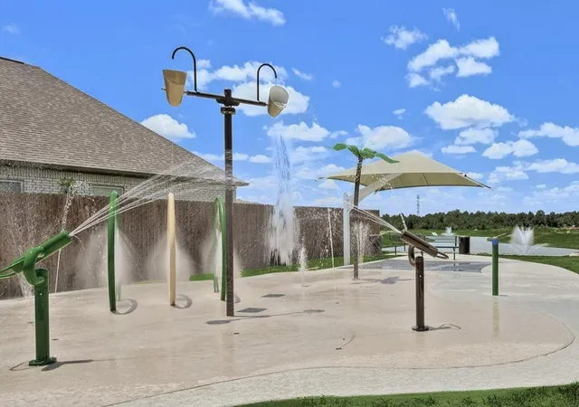 40th image of 515 Chardonnay Dr, Alvin, TX 77511 | MLS# 96203240