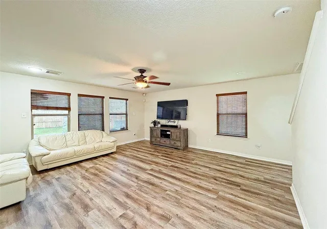 Photo 3 of Single family home for sale at 9507 Narnia Springs Ct, Houston, TX 77075 | MLS# 71985037 | Listing updated on 2026-08-02