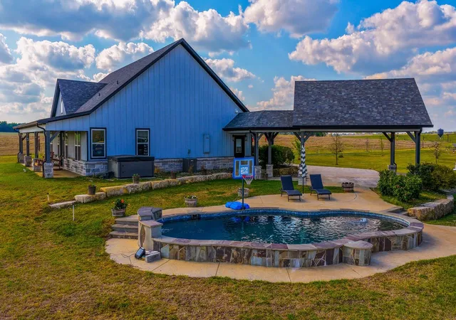 Homes for sale in Troup, TX | 3588 County Road 4608, Troup, TX 75789 | MLS# 32906375