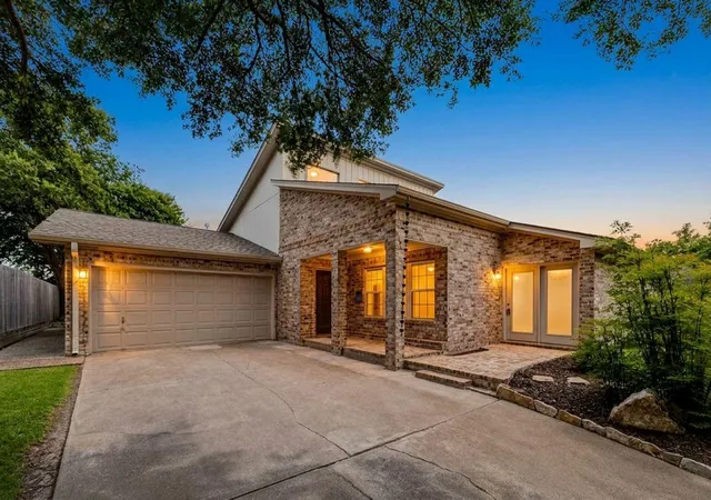 Photo 1 of Single family home for sale at 9650 Val Verde St, Houston, TX 77063 | MLS# 85765535 | Listing updated on 2026-08-07