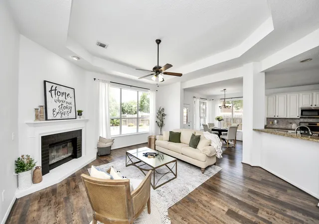 Photo 3 of Sale Pending at 11102 Oak Mesa Ct, Houston, TX 77070 | MLS# 66422454 | Listing updated on 2026-09-13