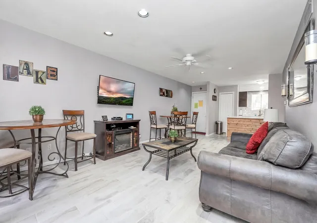 Photo 3 of Condo for sale at 12100 Melville Dr #619, Montgomery, TX 77356 | MLS# 86346004 | Listing updated on 2026-09-15