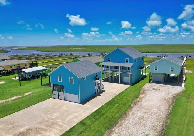 2nd image of 2028 County Road 201, Bay City, TX 77414 | MLS# 70553870