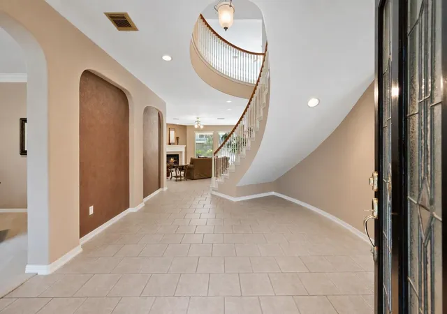 3rd image of 2903 Lacewood Ct, Pearland, TX 77584 | MLS# 55921299