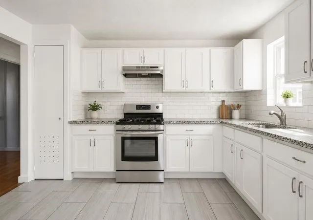 Photo 3 of Single family home for sale at 7546 Greendowns St, Houston, TX 77087 | MLS# 12887813 | Listing updated on 2026-09-15