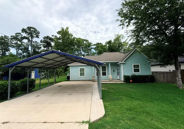 2nd image of 1330, 1332 Red Fox Dr, Crosby, TX 77532 | MLS# 65957520