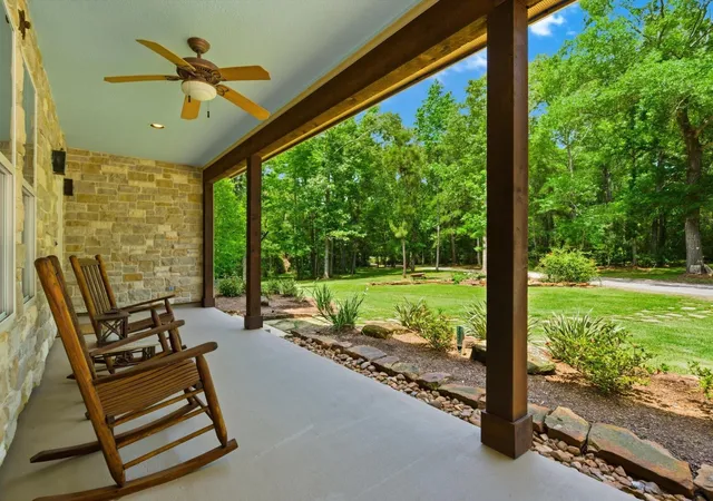 Photo 3 of Single family home for sale at 18181 Rabon Chapel Rd, Montgomery, TX 77316 | MLS# 18916955 | Listing updated on 2026-10-08
