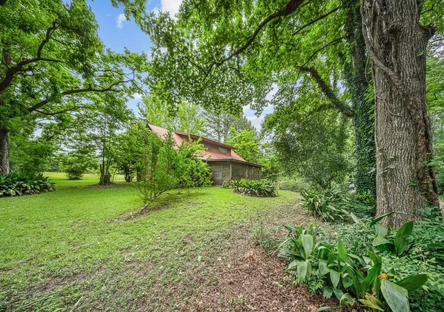 image of 277 Cr 3520, Broaddus, TX 75929 | MLS# 47091561