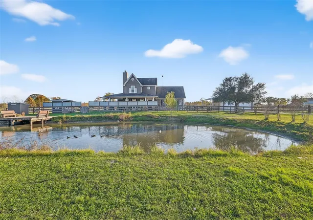 Photo 1 of Sale Pending at 912 County Rd 340, Angleton, TX 77515 | MLS# 36949586 | Listing updated on 2026-09-12