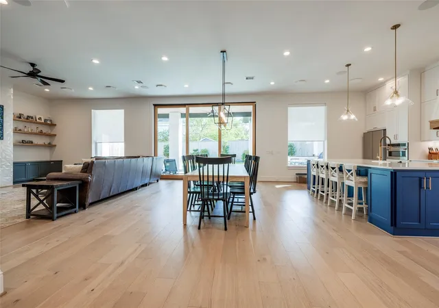 5th image of 907 W 43Rd St, Houston, TX 77018 | MLS# 70972862