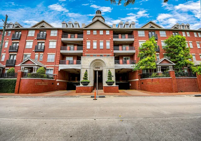 43rd image of 2400 Mccue Rd #118, Houston, TX 77056 | MLS# 27361575