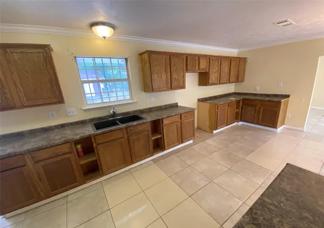 5th image of 1195 Gunter St, Beaumont, TX 77705 | MLS# 65567738