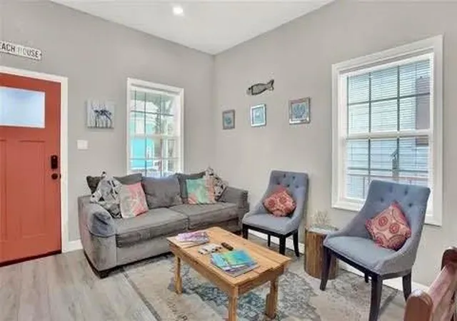 Photo 3 of Single family home for sale at 1806 24th Street, Galveston, TX 77550 | MLS# 66774550 | Listing updated on 2026-08-18