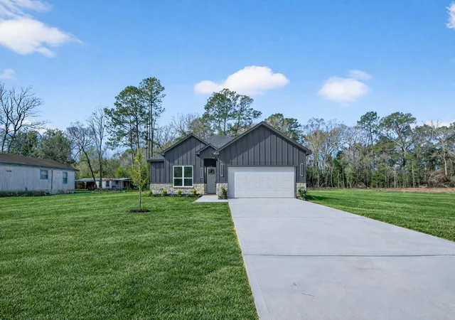 Photo 2 of Single family home for sale at 265 County Road 3376, Cleveland, TX 77327 | MLS# 32136590 | Listing updated on 2026-09-05