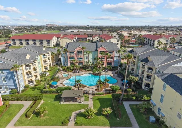 3rd image of 7000 Seawall Blvd #1122, Galveston, TX 77551 | MLS# 29981159