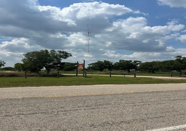 4th image of 0 Fm-2853, Palacios, TX 77465 | MLS# 10968247