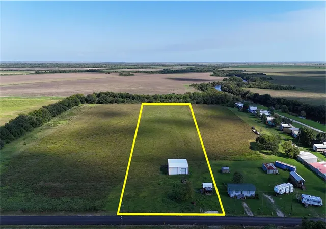 Photo 2 of Land for sale at 11705 Landrum Rd, Santa Fe, TX 77510 | MLS# 18921548 | Listing updated on 2026-06-30