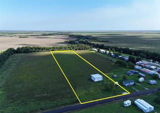 Photo 3 of Land for sale at 11705 Landrum Rd, Santa Fe, TX 77510 | MLS# 18921548 | Listing updated on 2026-06-30