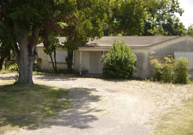 Photo 1 of Single family home for sale at 9309 Emnora Ln, Houston, TX 77080 | MLS# 87091110 | Listing updated on 2026-08-25