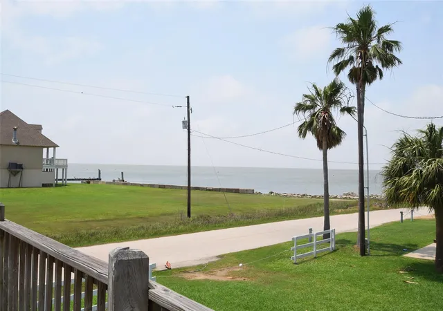 Photo 2 of Single family home for sale at 1358 Boyt Rd N, Port Bolivar, TX 77650 | MLS# 5838192 | Listing updated on 2026-08-01