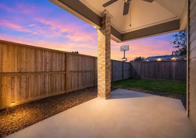 34th image of 912 Roberts St, East Bernard, TX 77435 | MLS# 40127651