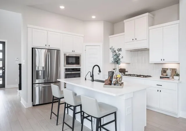 Photo 2 of Sale Pending at 9731 Poinsettia Hvn Ln, Richmond, TX 77407 | MLS# 60240108 | Listing updated on 2026-08-24