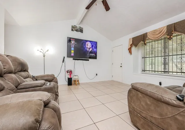 Photo 2 of Single family home for sale at 5146 Court Rd, Houston, TX 77053 | MLS# 84091789 | Listing updated on 2026-07-18