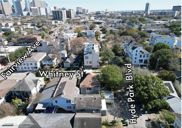 3rd image of 2416 Whitney St, Houston, TX 77006 | MLS# 23568614