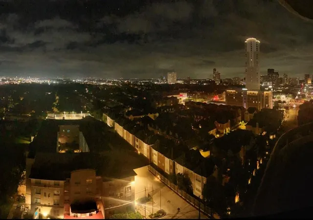 2nd image of 3525 Sage Rd, Houston, TX 77056