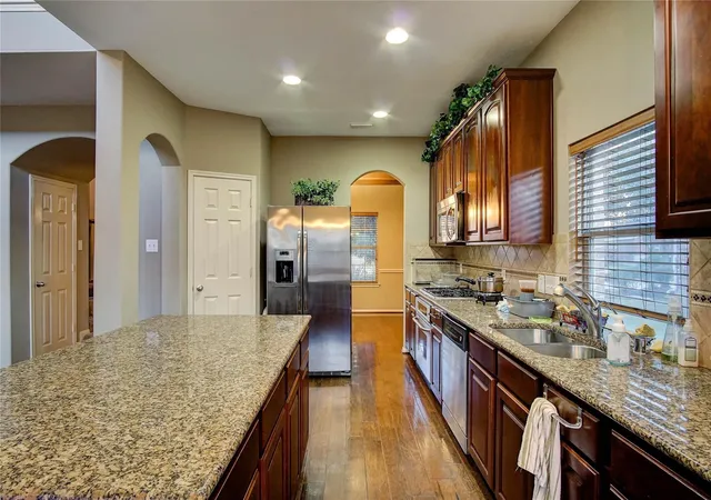 5th image of 8303 Kerrington Glen Dr, Cypress, TX 77433 | MLS# 24588279
