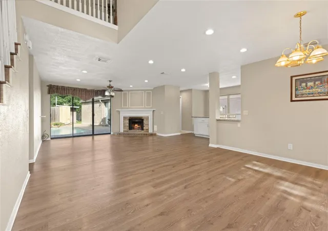 5th image of 4134 Lakepointe Forest Dr, Seabrook, TX 77586 | MLS# 45454018