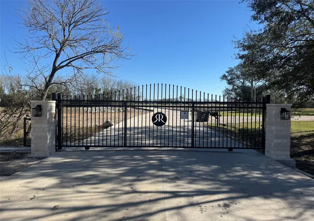 Photo 1 of Land for sale at 1806 Rymal Ranch Rd, Alvin, TX 77511 | MLS# 98750624 | Listing updated on 2026-07-28