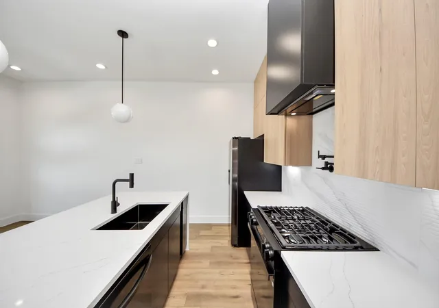 Photo 3 of Single family home for sale at 5030 Mallow St #C, Houston, TX 77033 | MLS# 66282532 | Listing updated on 2026-10-06