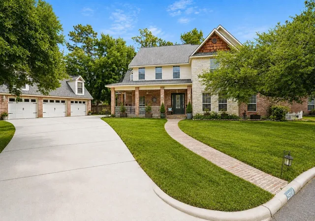 3rd image of 25014 Northampton Terrace Dr, Spring, TX 77389 | MLS# 37721950
