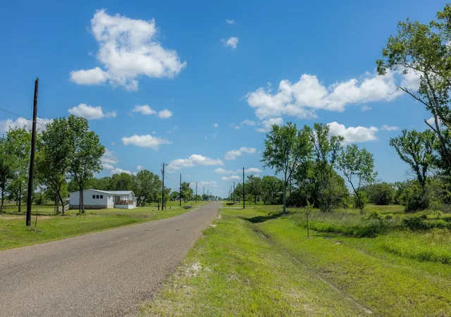 Homes for sale in Bedias, TX | 10649 Atakapan Trail, Bedias, TX 77831 | MLS# 12541247