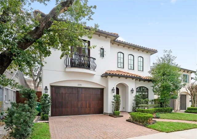 2nd image of 2215 Branard St, Houston, TX 77098 | MLS# 69517738