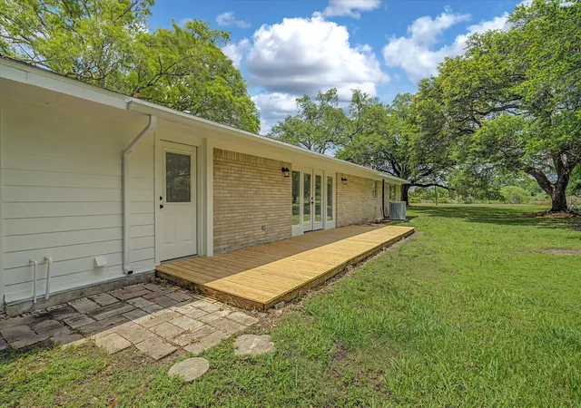 5th image of 6907 Fm-2403, Alvin, TX 77511 | MLS# 51571479