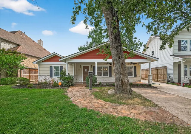 1st image of 1609 Cheshire Ln, Houston, TX 77018 | MLS# 76444346